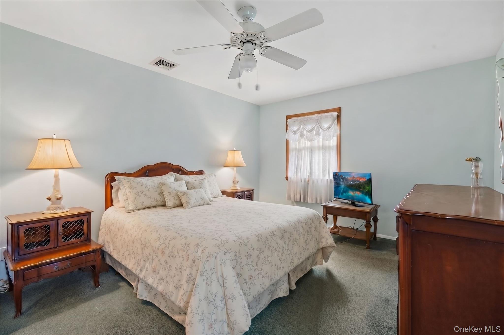 Single Family Edgewood Drive Rockland County, NY 10962, MLS-1041913-17