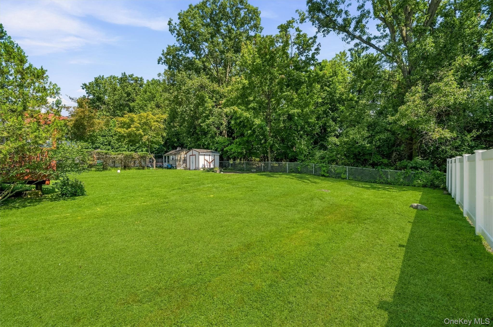 Single Family Edgewood Drive Rockland County, NY 10962, MLS-1041913-27