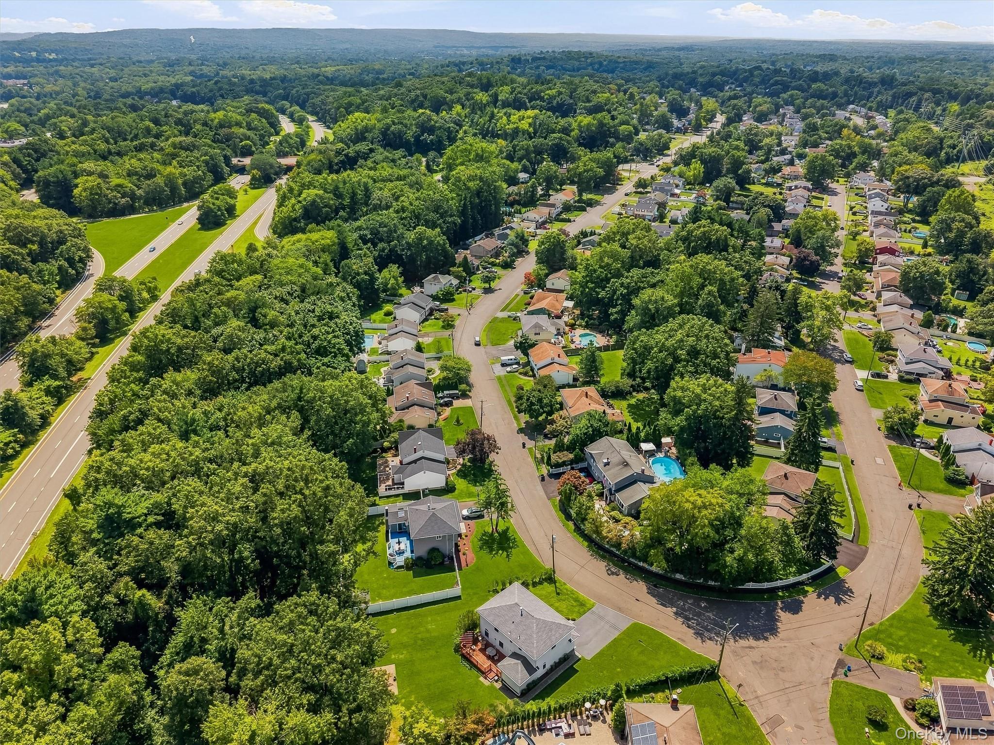 Single Family Edgewood Drive Rockland County, NY 10962, MLS-1041913-28