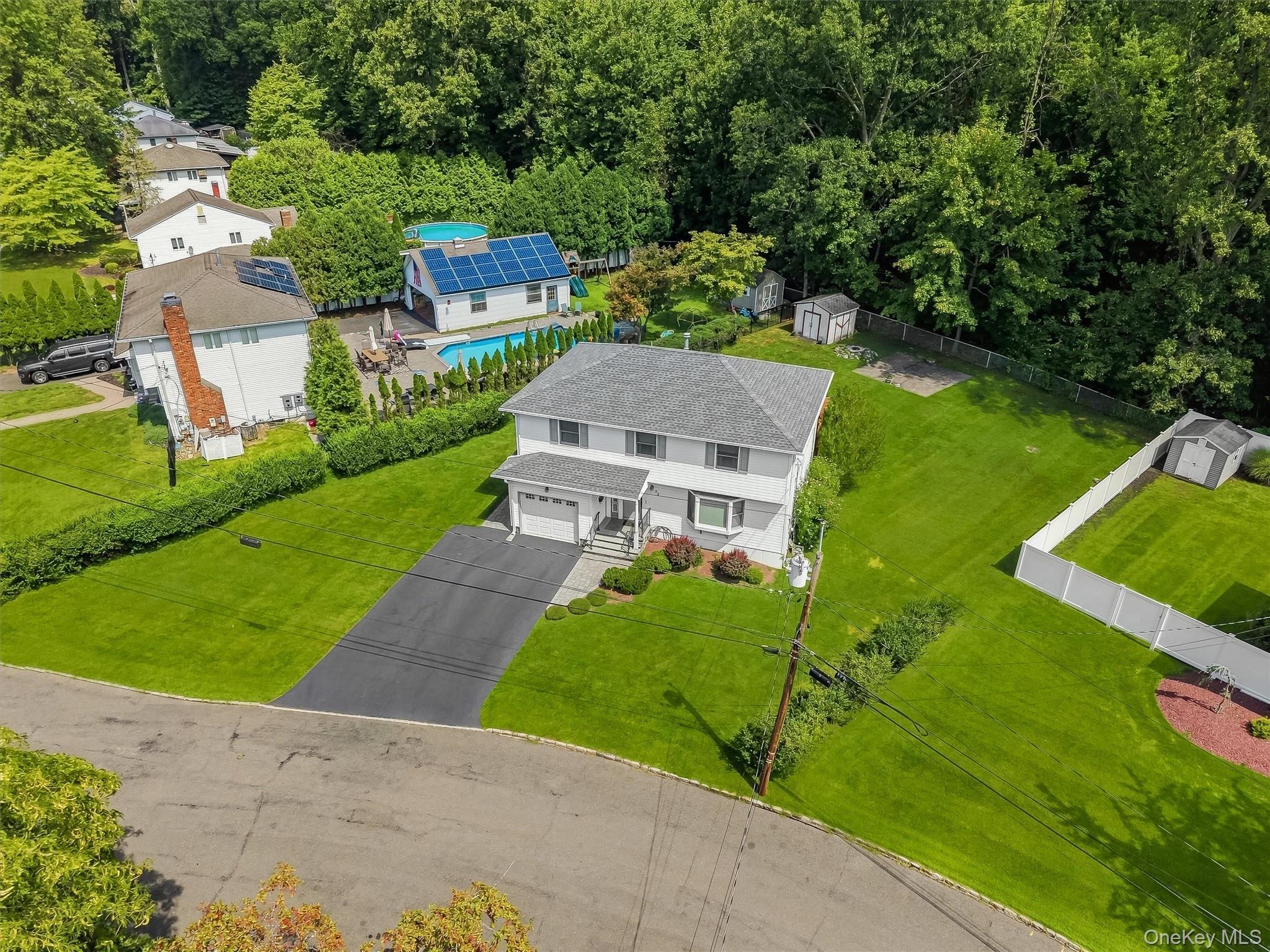 Single Family Edgewood Drive Rockland County, NY 10962, MLS-1041913-4