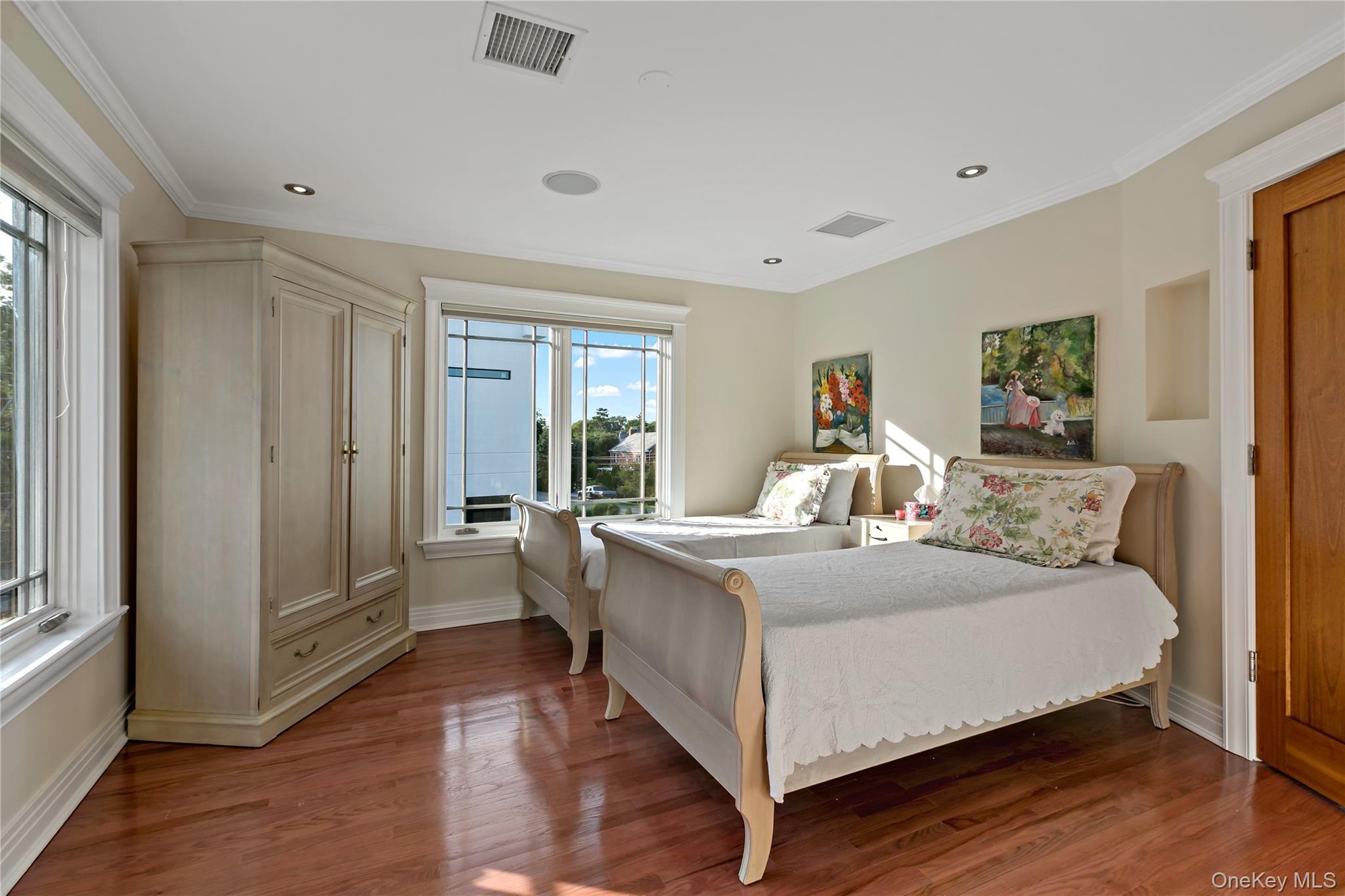 Single Family Echo Bay Drive Westchester County, NY 10805, MLS-1041927-37