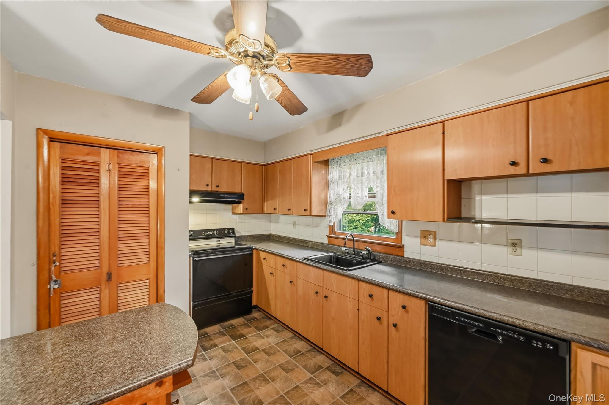 Single Family Michelle Drive Orange County, NY 12550, MLS-1041931-14