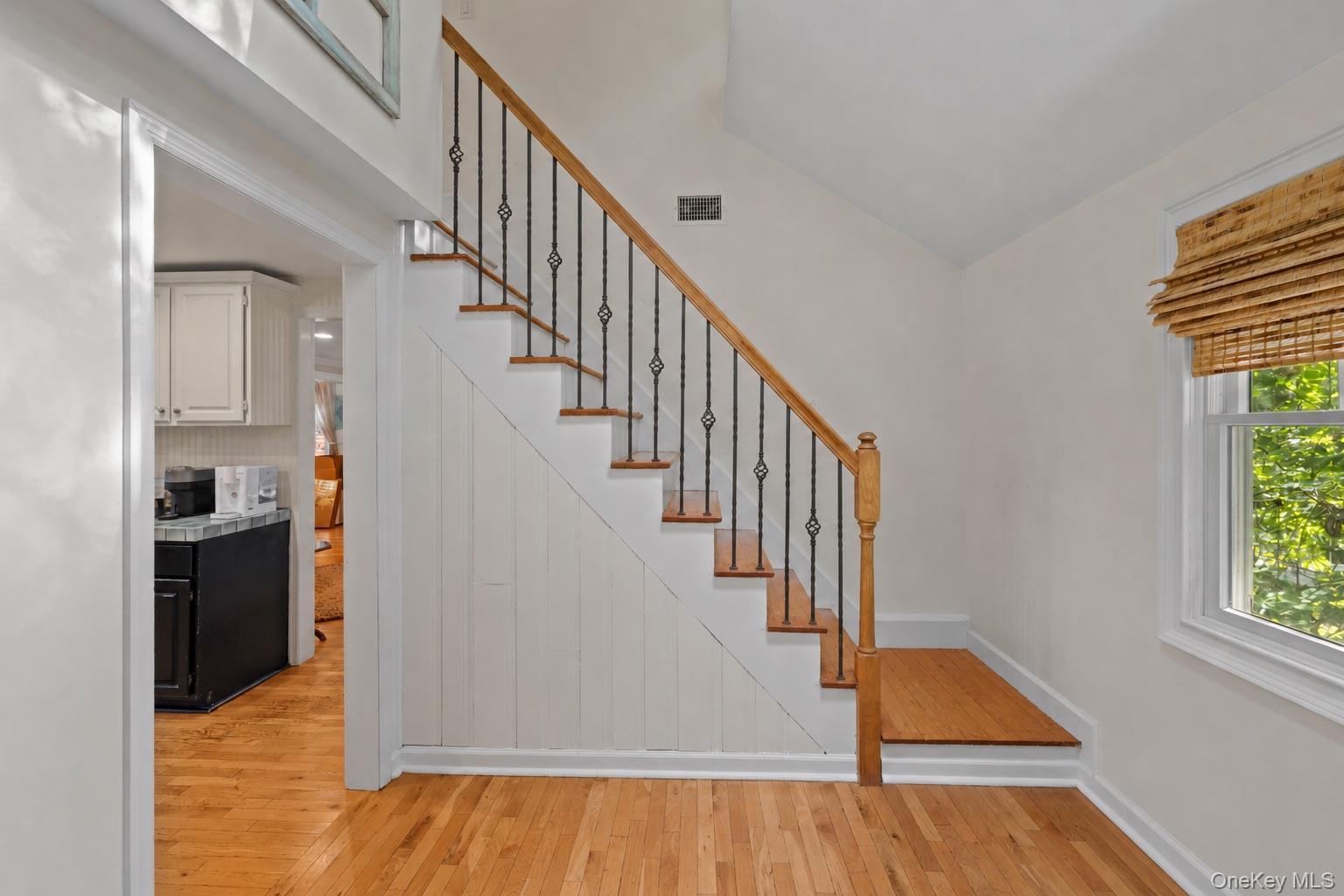Single Family Walnut Avenue Suffolk County, NY 11733, MLS-1041938-13