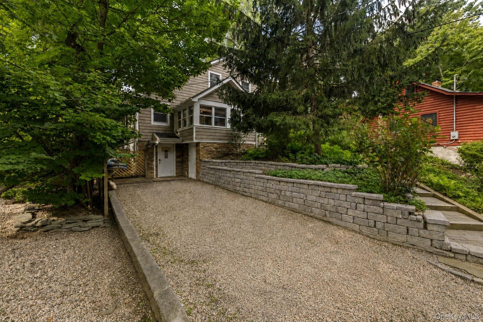 Single Family Walnut Avenue Suffolk County, NY 11733, MLS-1041938-22