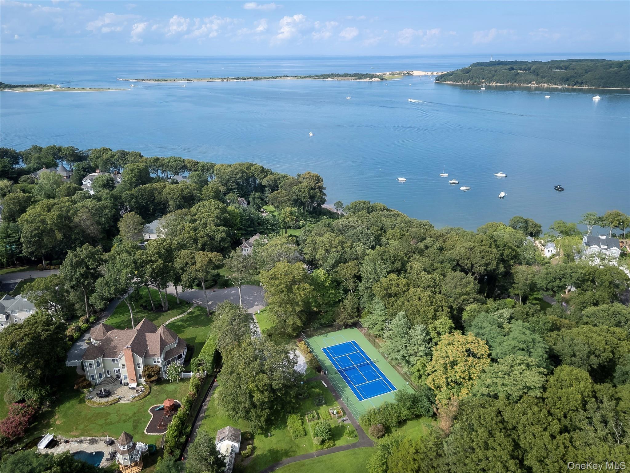 Single Family Walnut Avenue Suffolk County, NY 11733, MLS-1041938-30