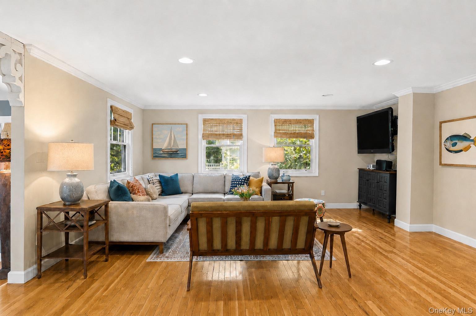 Single Family Walnut Avenue Suffolk County, NY 11733, MLS-1041938-6