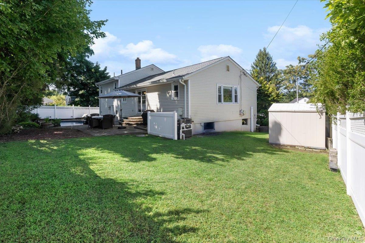 Single Family Foxwood Avenue Rockland County, NY 10901, MLS-1041944-29