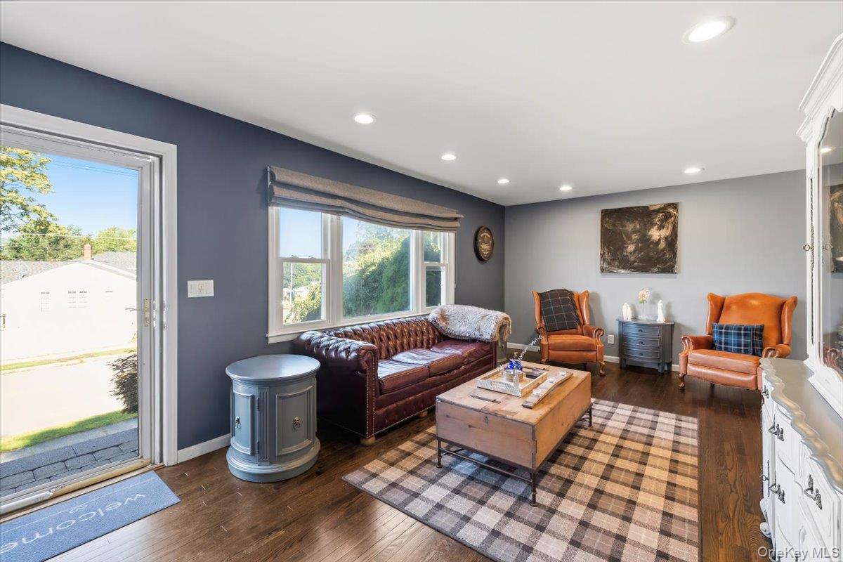 Single Family Foxwood Avenue Rockland County, NY 10901, MLS-1041944-4
