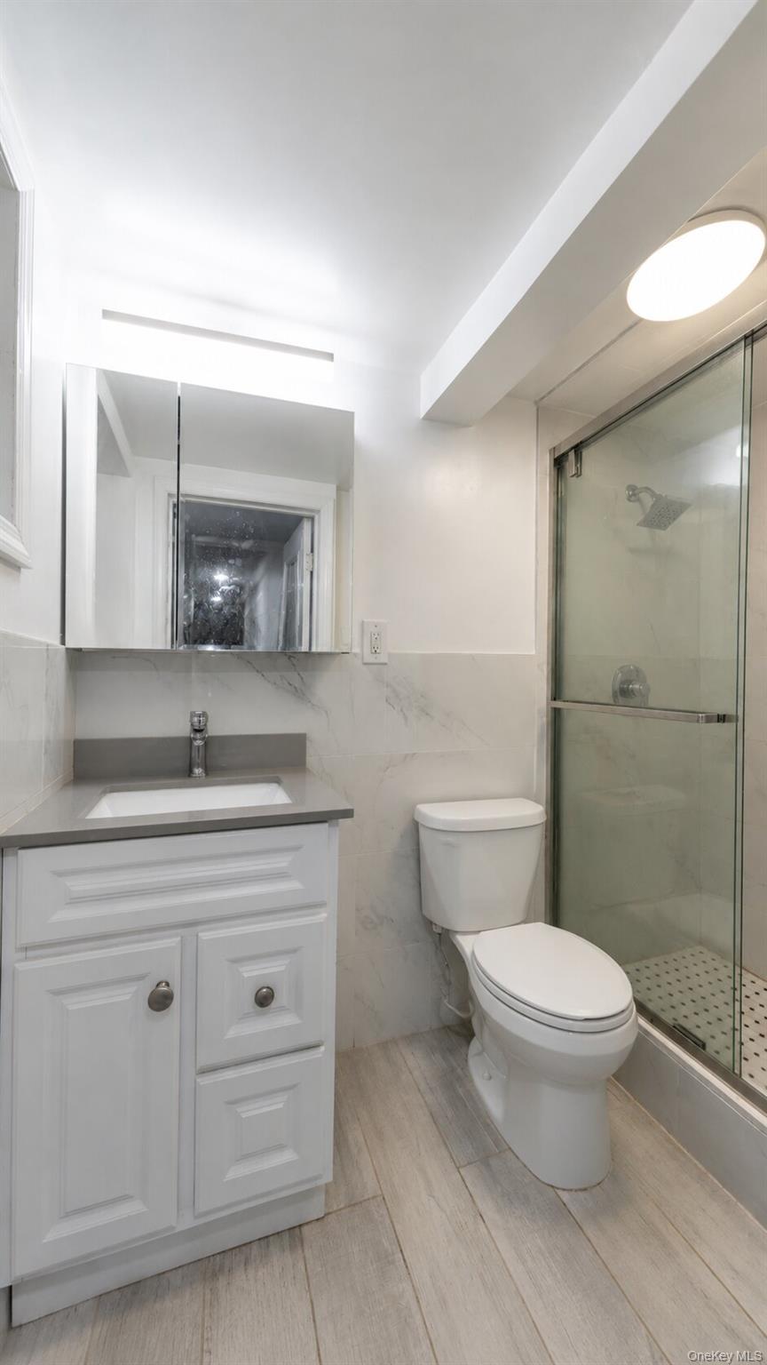 Single Family 79th Street Queens, NY 11421, MLS-1041973-21