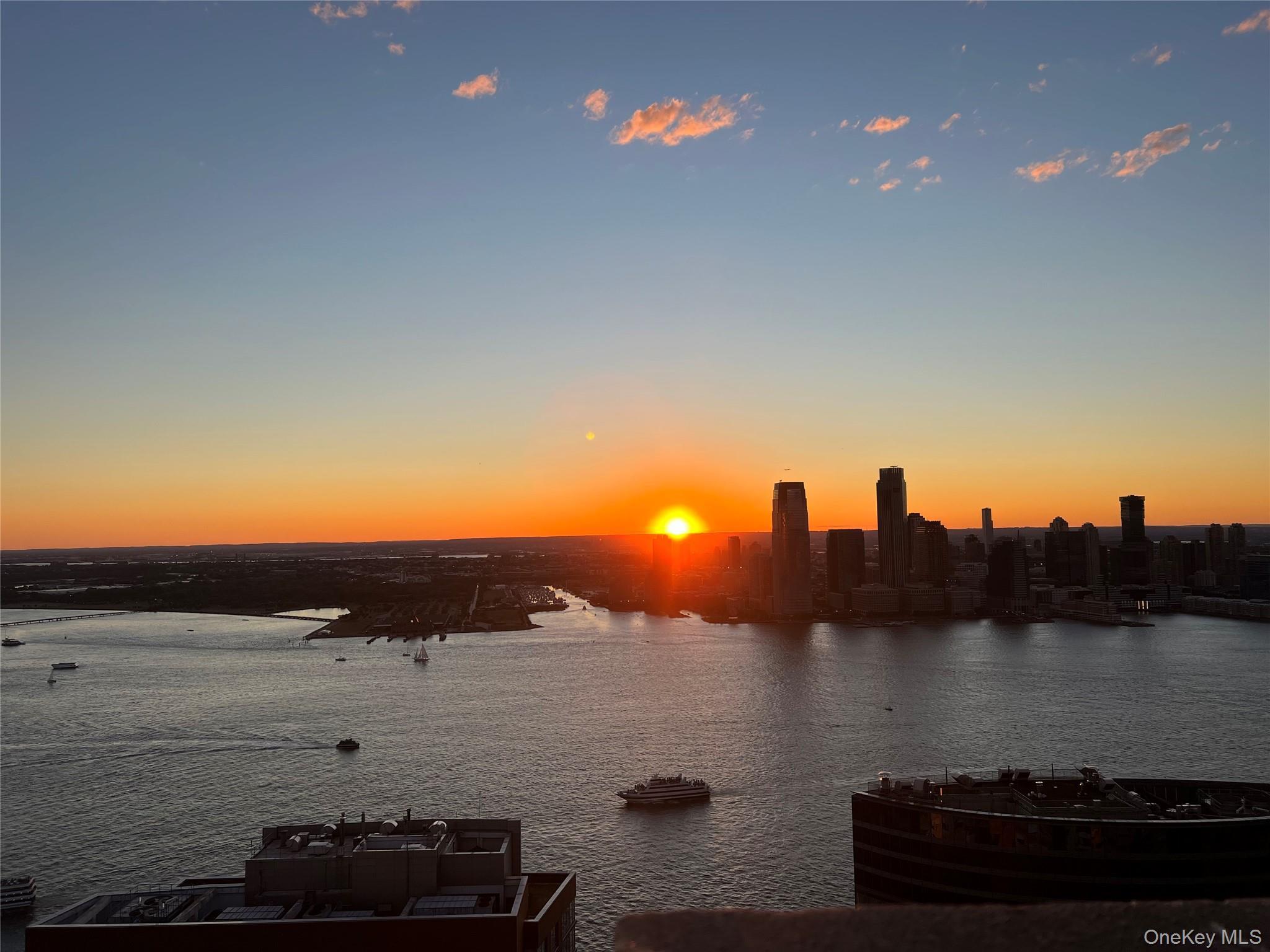 Apartment West Street Manhattan, NY 10004, MLS-1041981-11