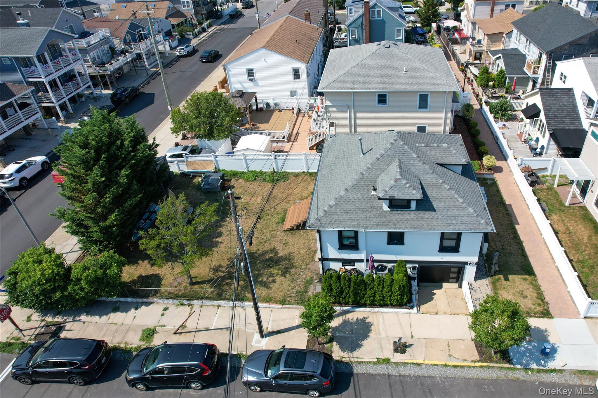 Single Family W Olive Street  Nassau County, NY 11561, MLS-1041983-4