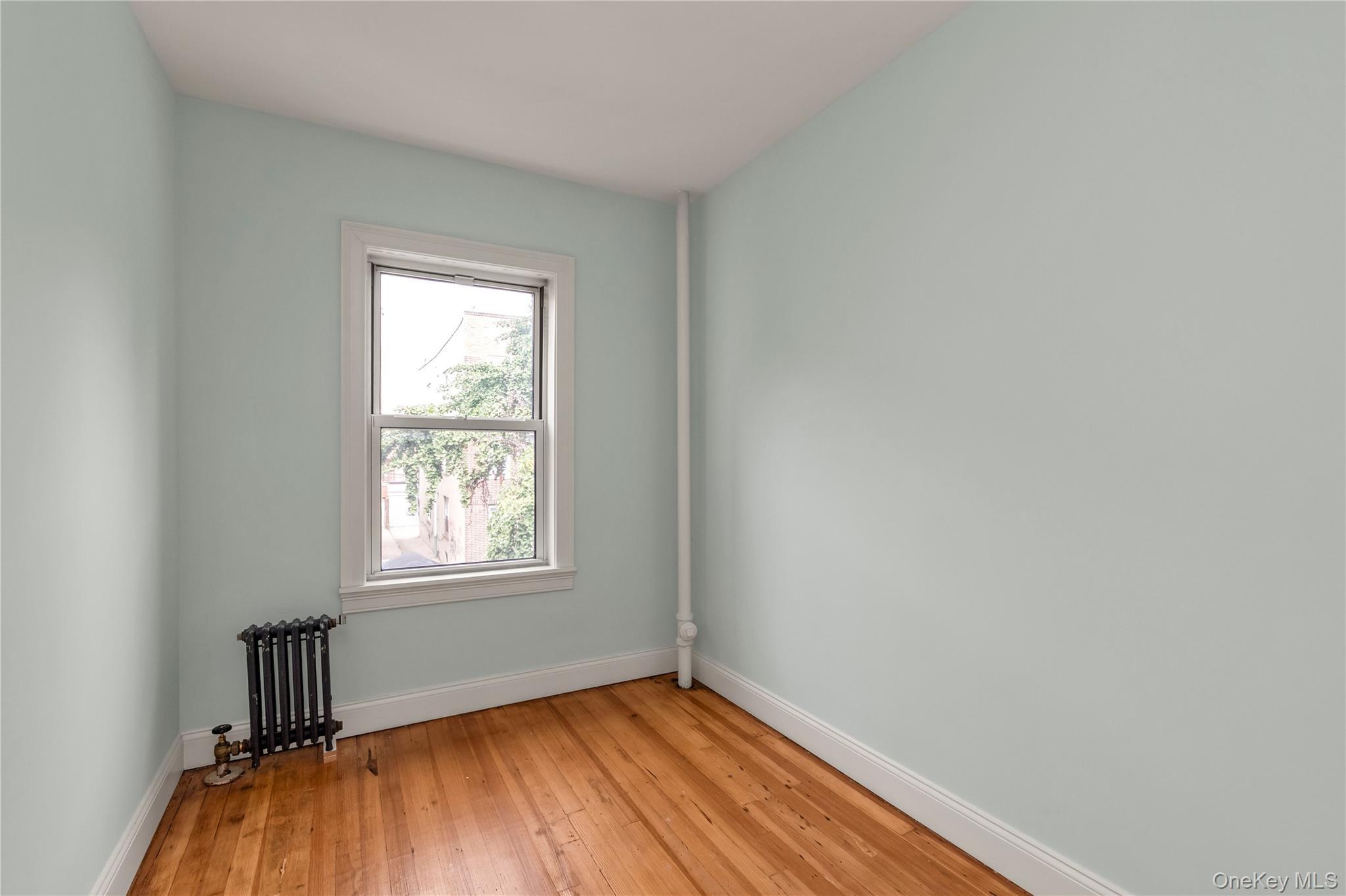 Single Family 37th Street Queens, NY 11103, MLS-1041989-14