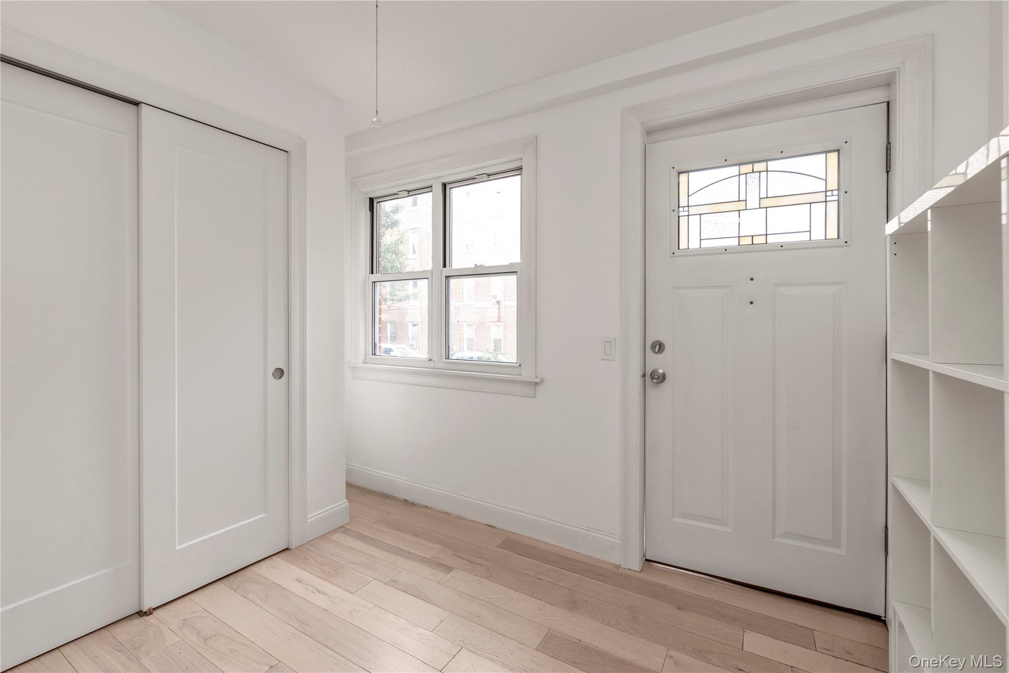 Single Family 37th Street Queens, NY 11103, MLS-1041989-3