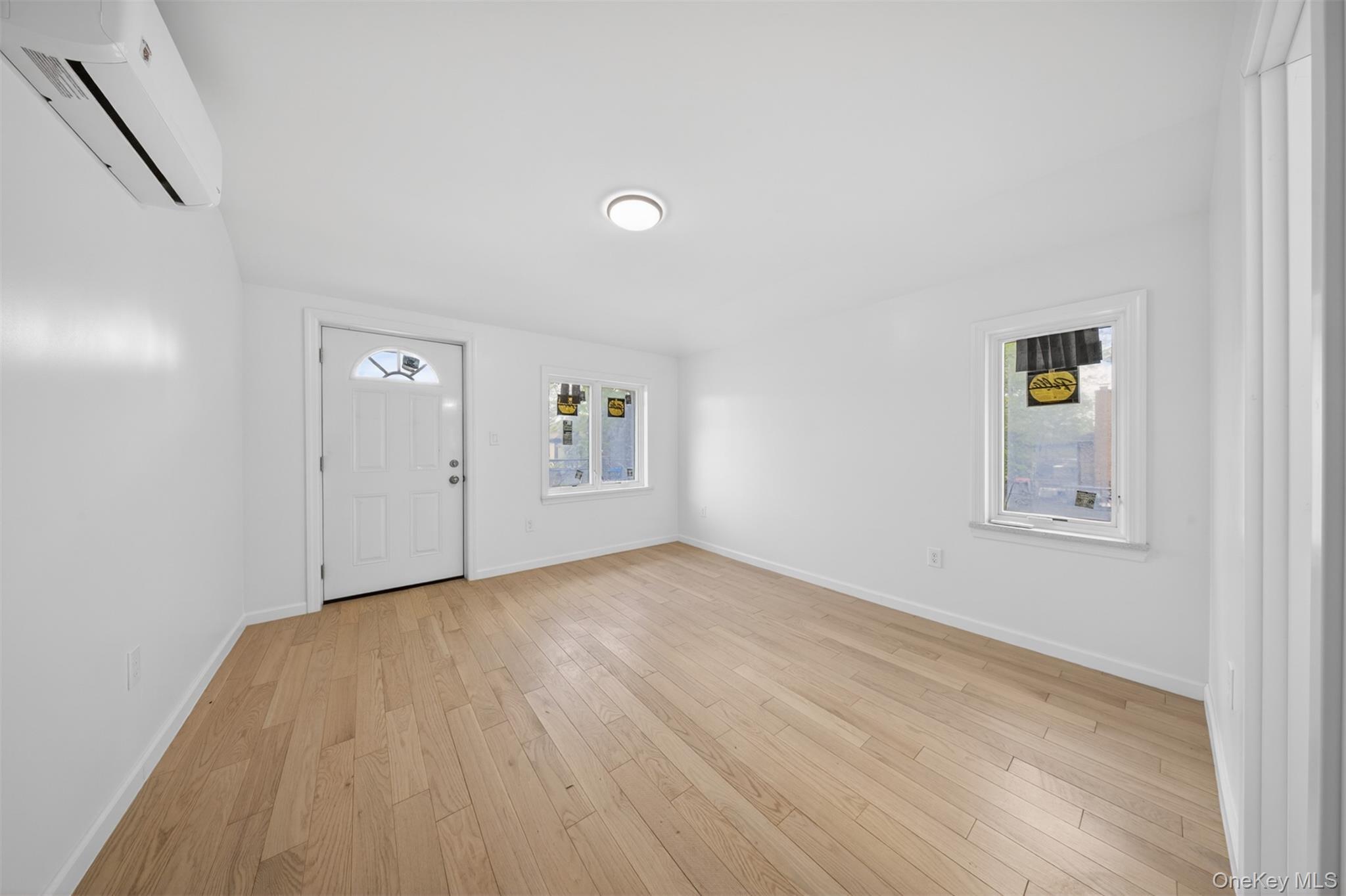 Single Family 168th Street  Queens, NY 11366, MLS-1041993-20