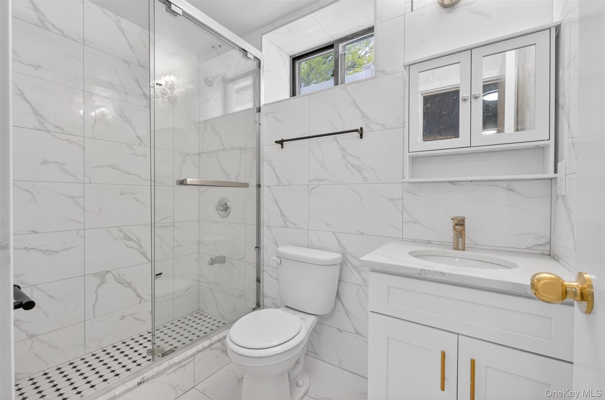 Single Family 168th Street  Queens, NY 11366, MLS-1041993-25