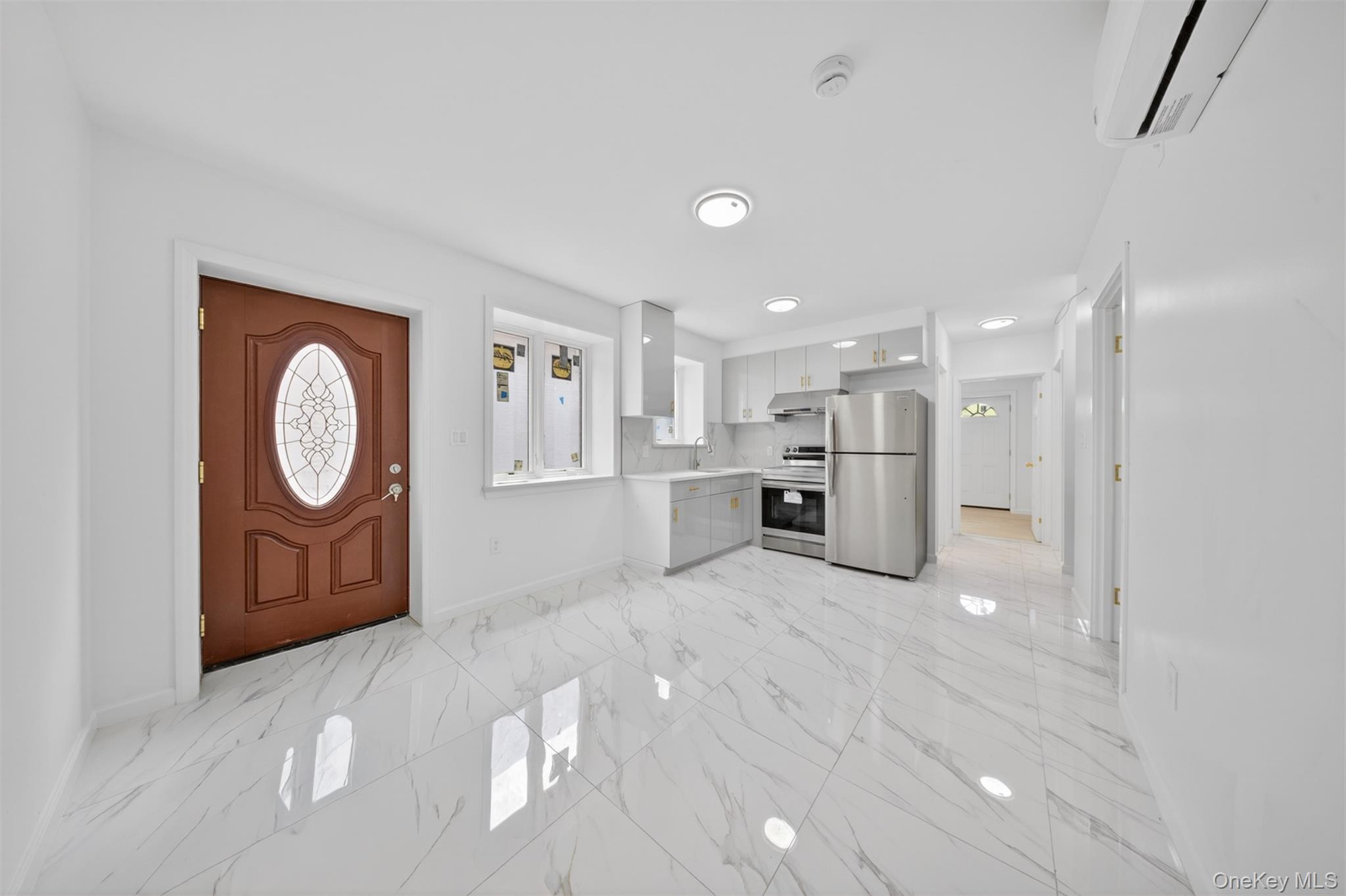 Single Family 168th Street  Queens, NY 11366, MLS-1041993-26
