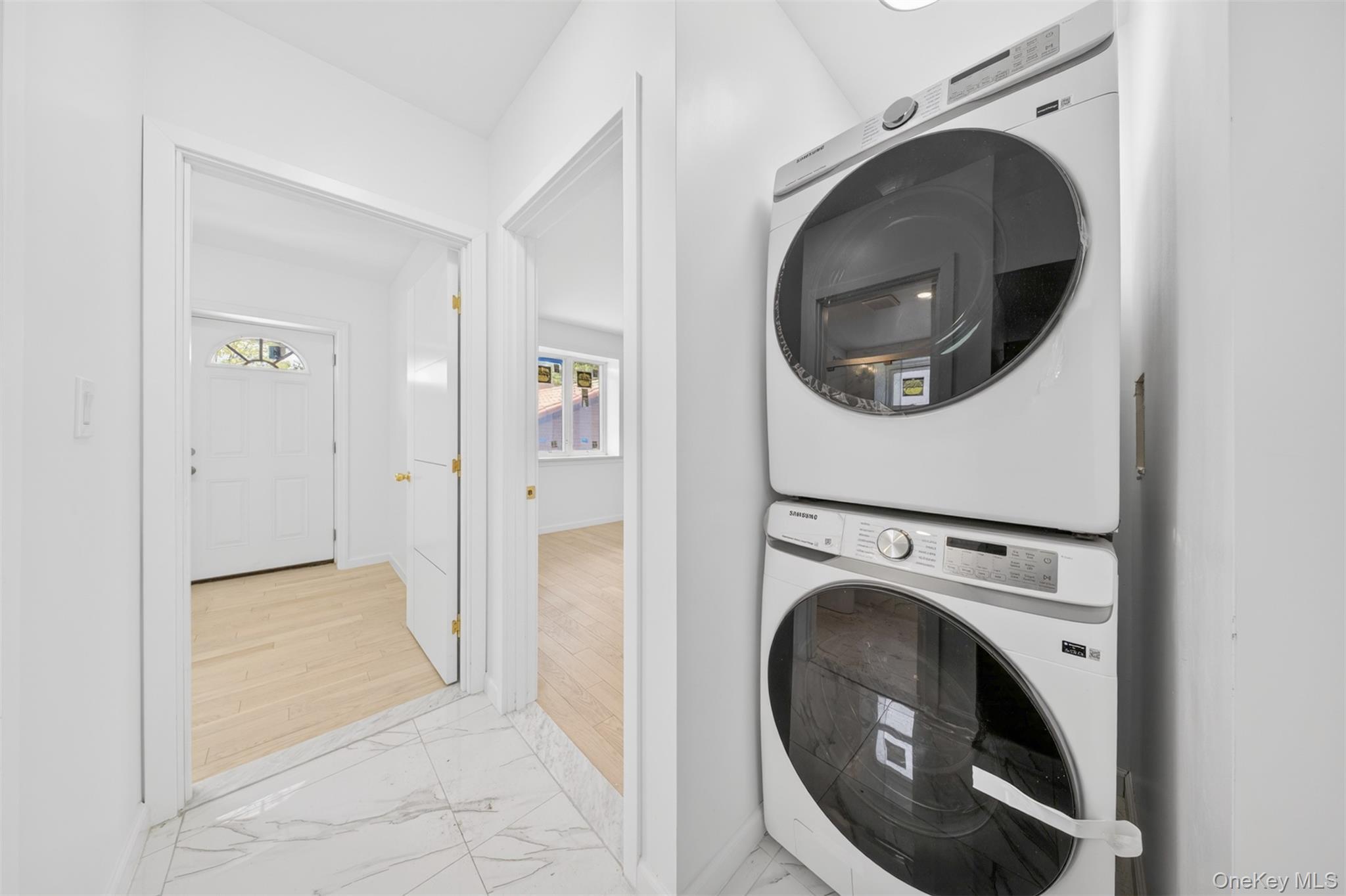 Single Family 168th Street  Queens, NY 11366, MLS-1041993-29