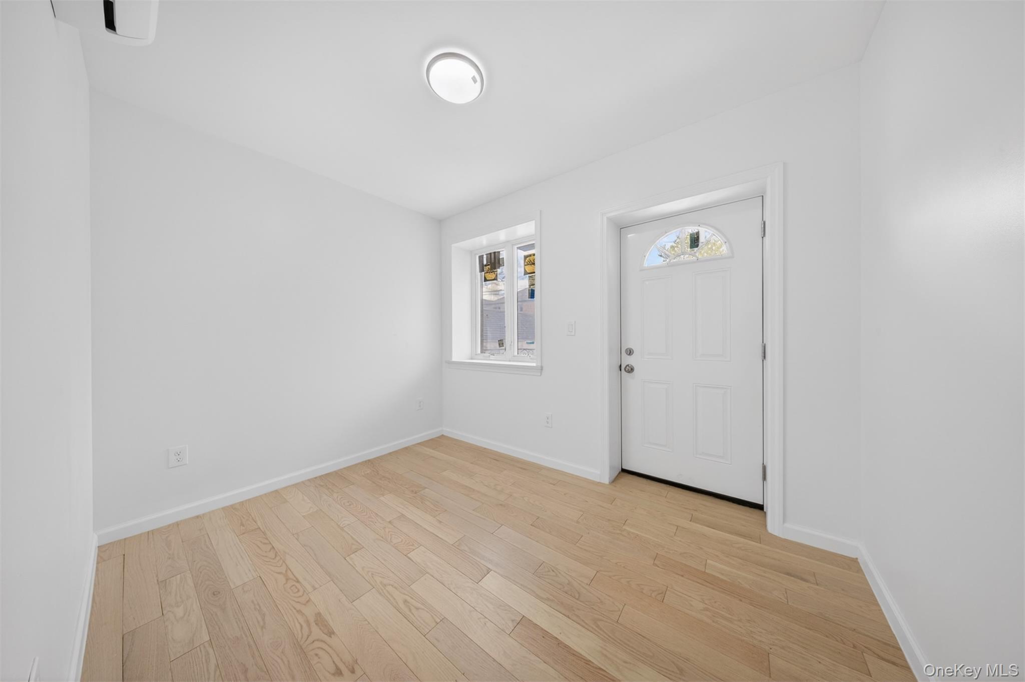 Single Family 168th Street  Queens, NY 11366, MLS-1041993-32