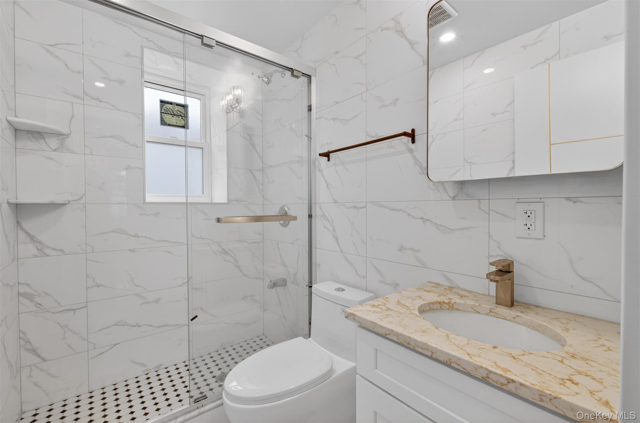 Single Family 168th Street  Queens, NY 11366, MLS-1041993-34