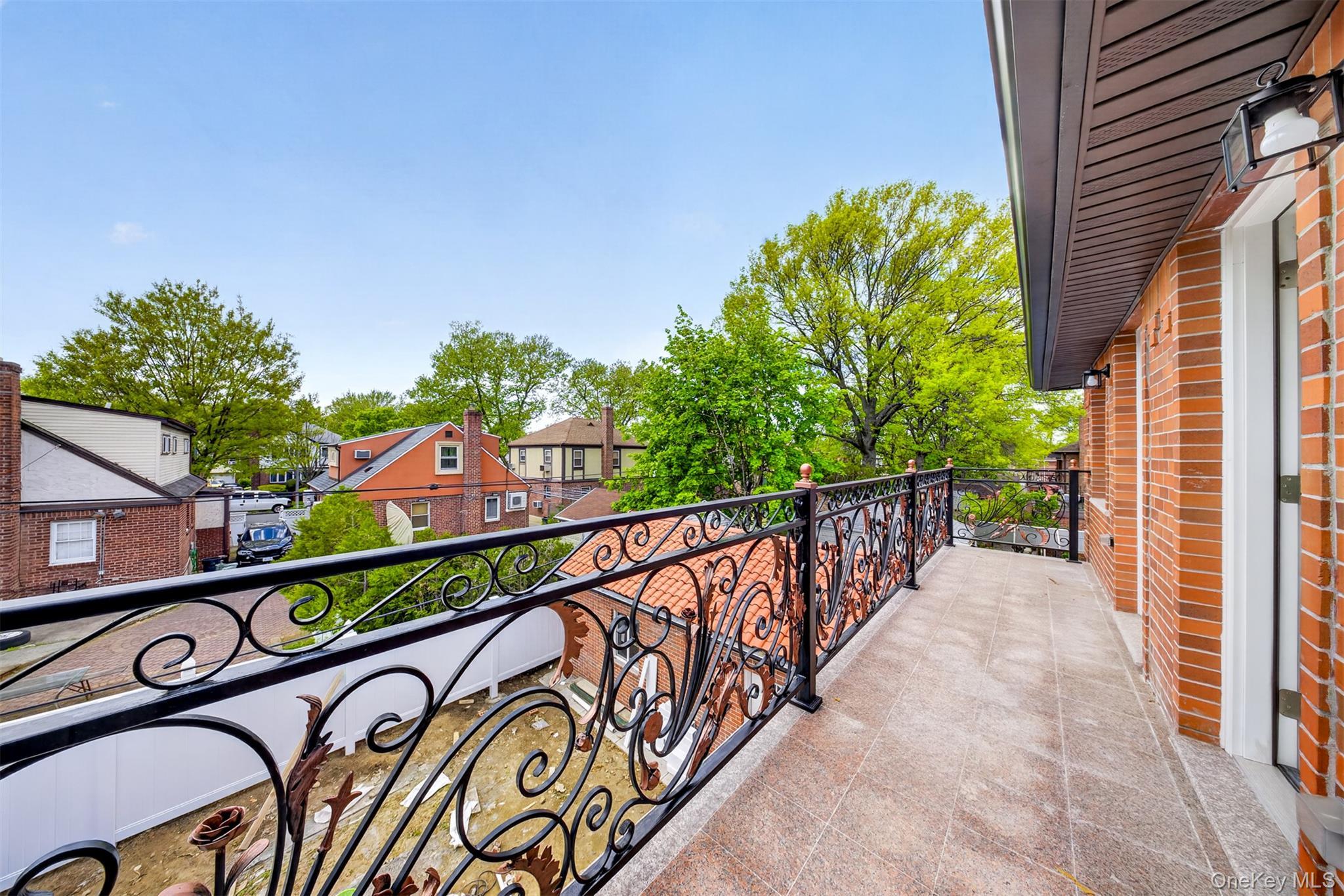 Single Family 168th Street  Queens, NY 11366, MLS-1041993-39