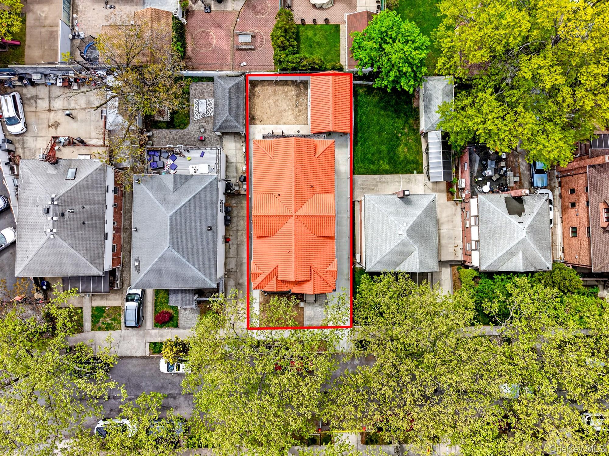 Single Family 168th Street  Queens, NY 11366, MLS-1041993-44