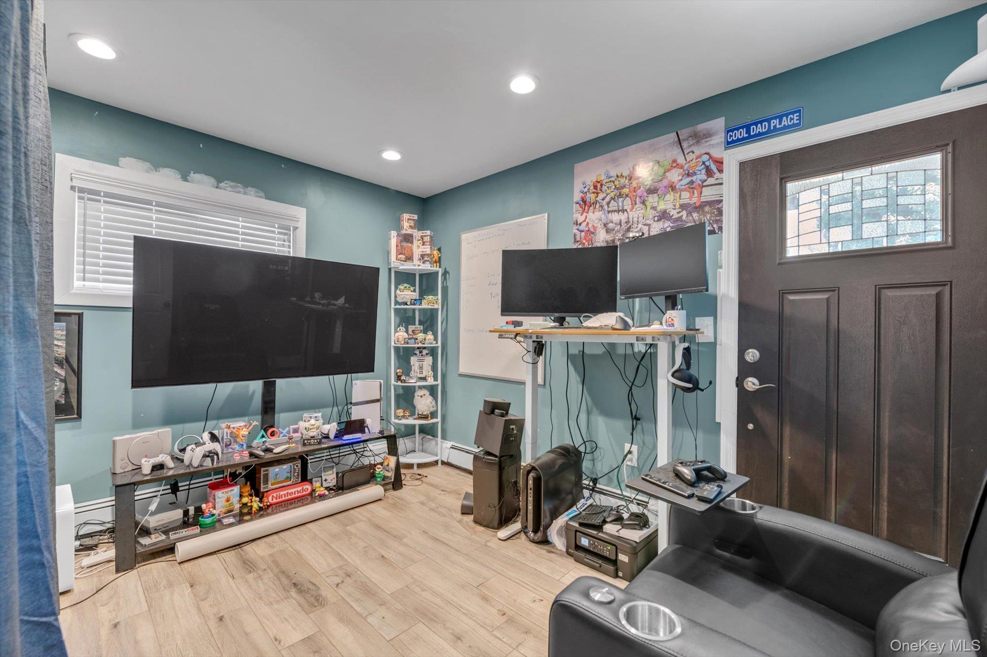 Single Family Sprucewood Drive  Nassau County, NY 11756, MLS-1042000-8
