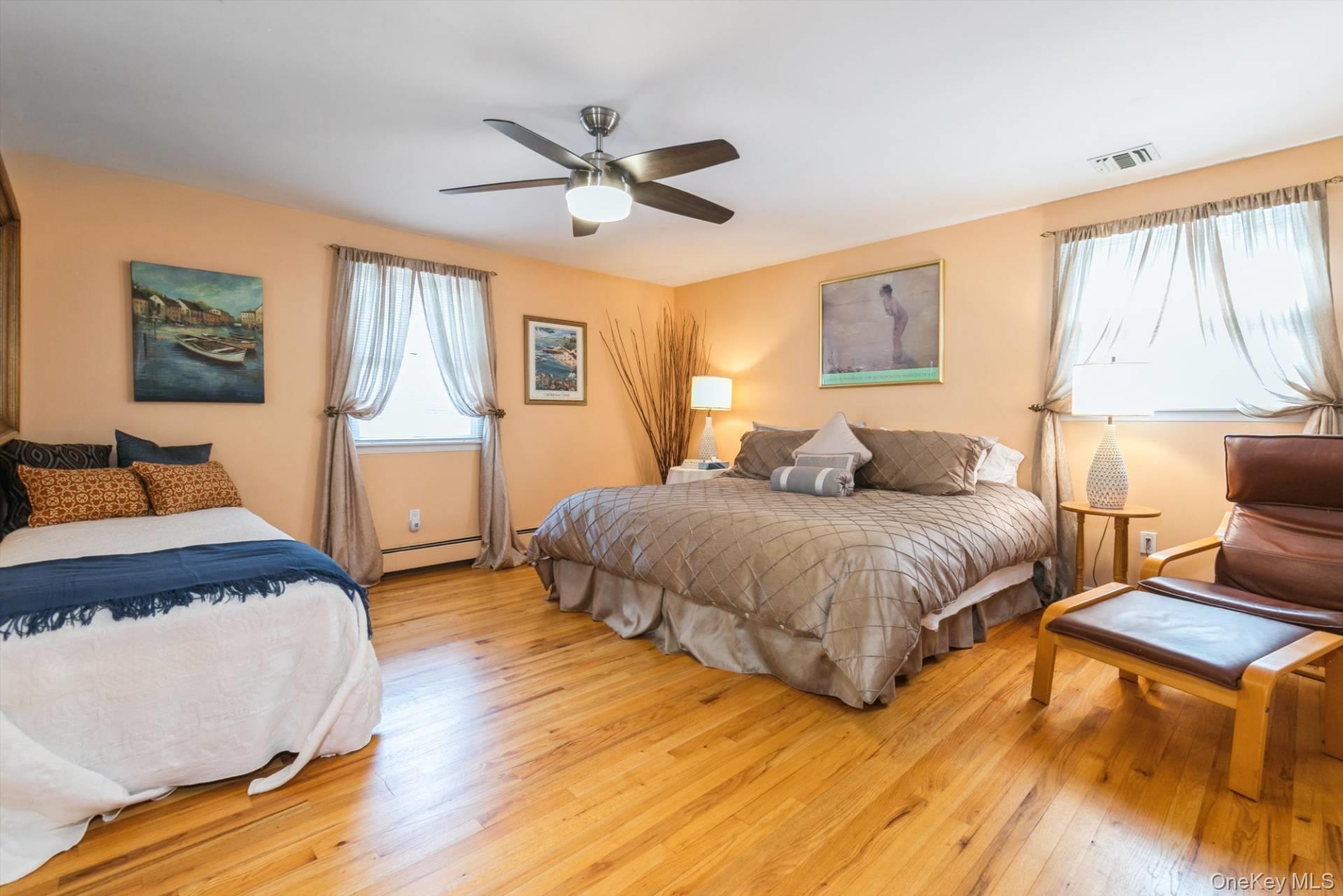 Single Family W Landing Road Suffolk County, NY 11946, MLS-1042004-13