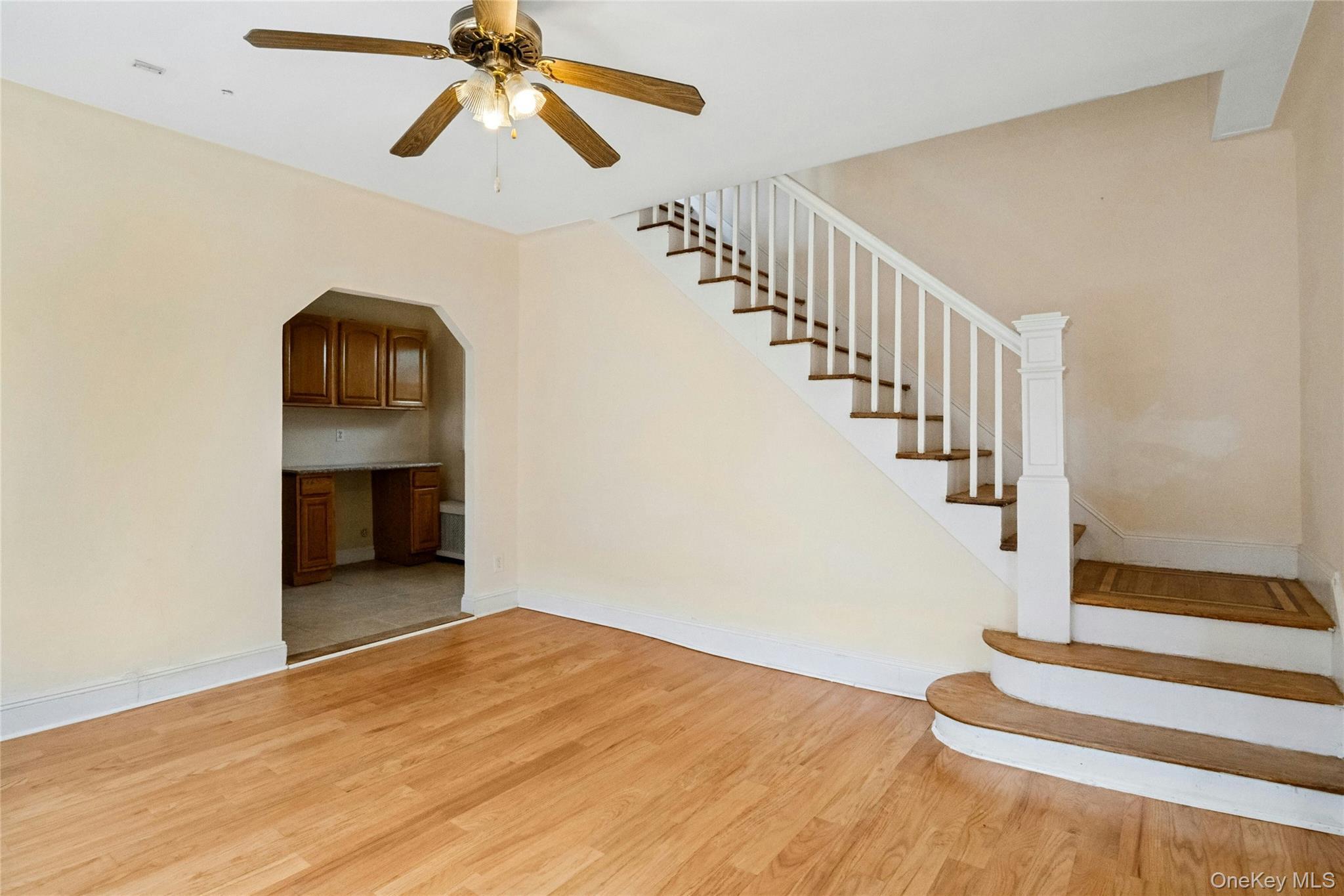 Single Family Duryea Avenue  Bronx, NY 10466, MLS-1042005-12