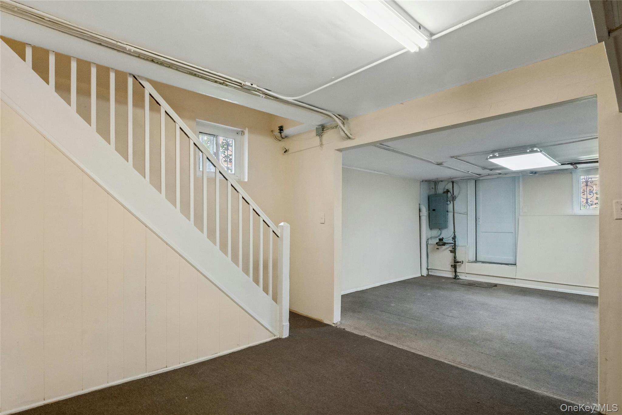 Single Family Duryea Avenue  Bronx, NY 10466, MLS-1042005-30