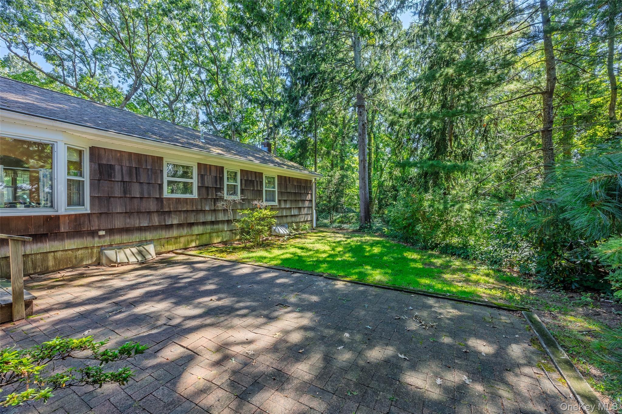 Single Family Great Peconic Bay Boulevard Suffolk County, NY 11948, MLS-1042007-10