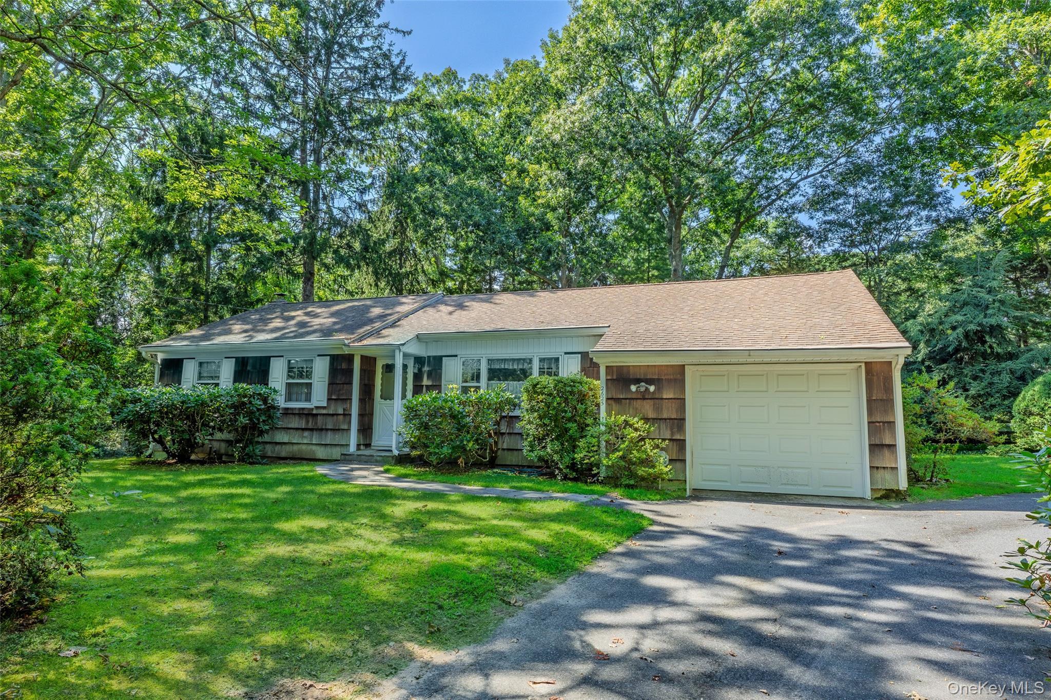 Single Family Great Peconic Bay Boulevard Suffolk County, NY 11948, MLS-1042007-3
