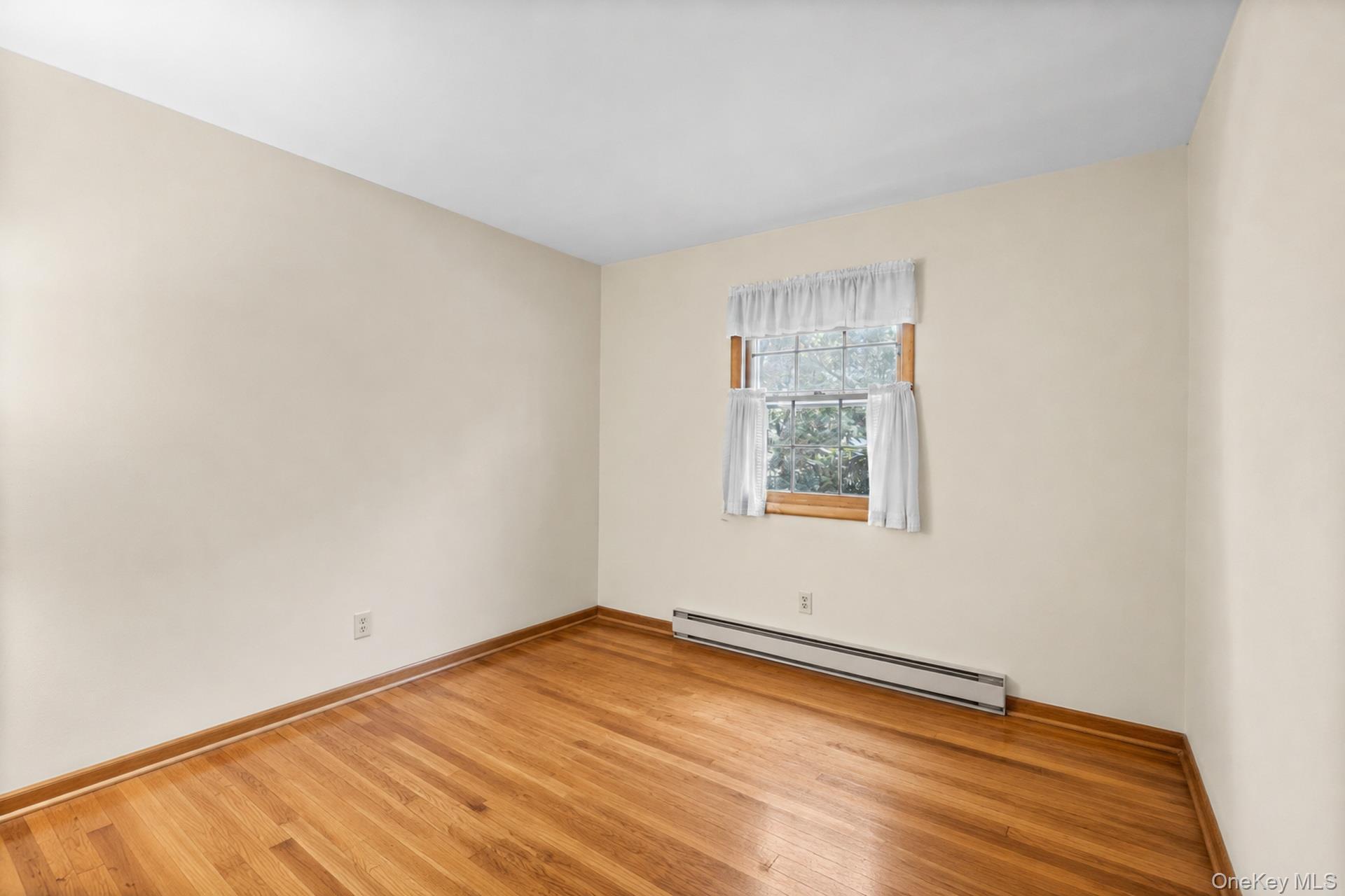 Single Family Great Peconic Bay Boulevard Suffolk County, NY 11948, MLS-1042007-33