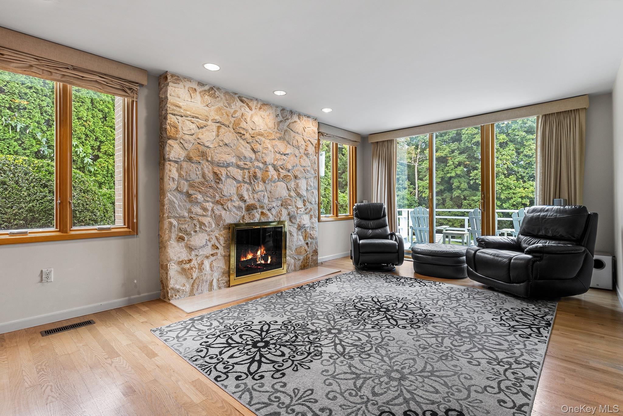 Single Family Kings Grant Way Westchester County, NY 10510, MLS-1042009-17