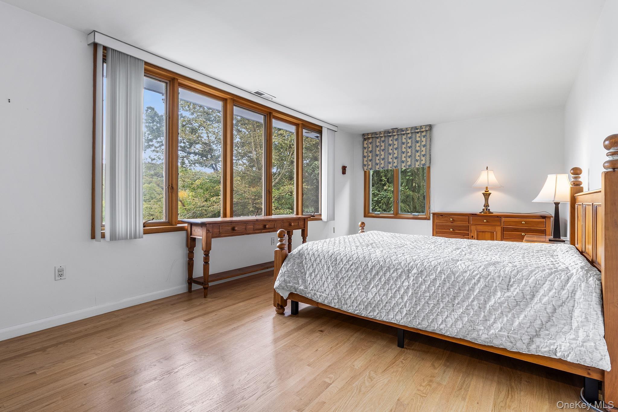 Single Family Kings Grant Way Westchester County, NY 10510, MLS-1042009-26