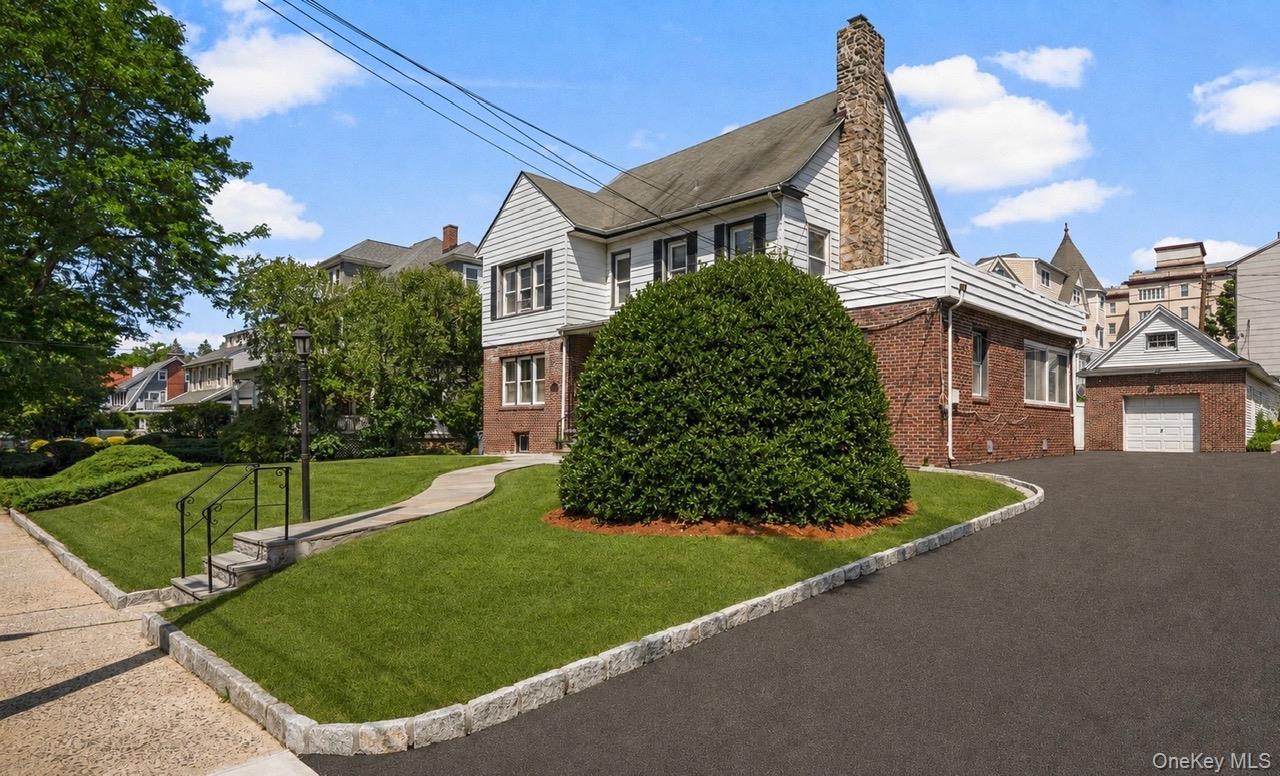 Single Family Winfield Avenue  Westchester County, NY 10552, MLS-1042010-3