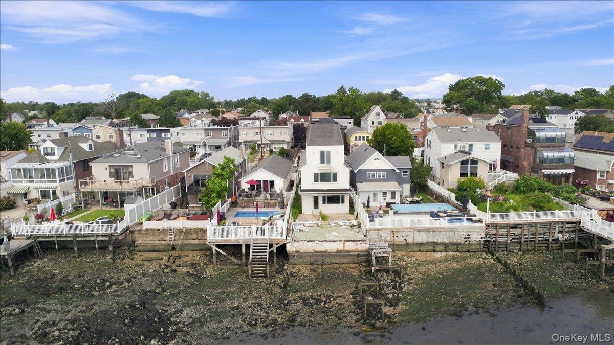 Single Family Tierney Place Bronx, NY 10465, MLS-1042012-23