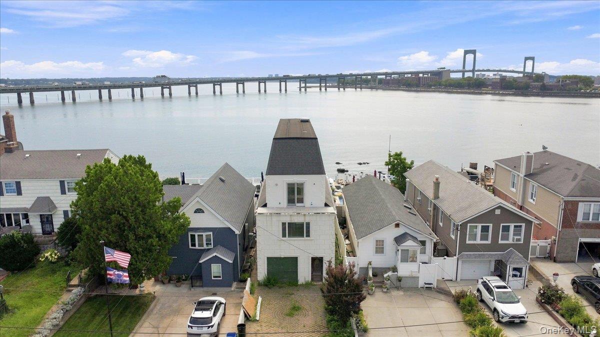 Single Family Tierney Place Bronx, NY 10465, MLS-1042012-25