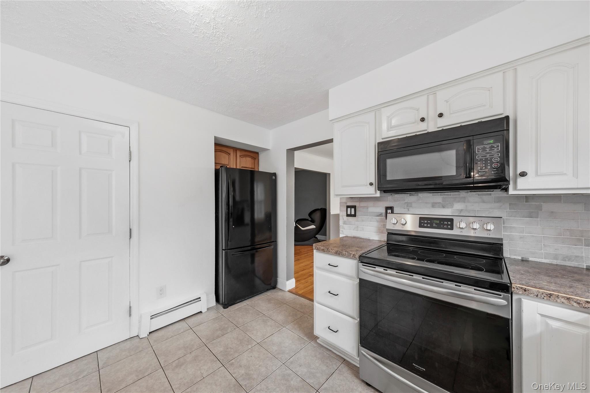 Single Family Pellbridge Drive Dutchess County, NY 12533, MLS-1042013-10