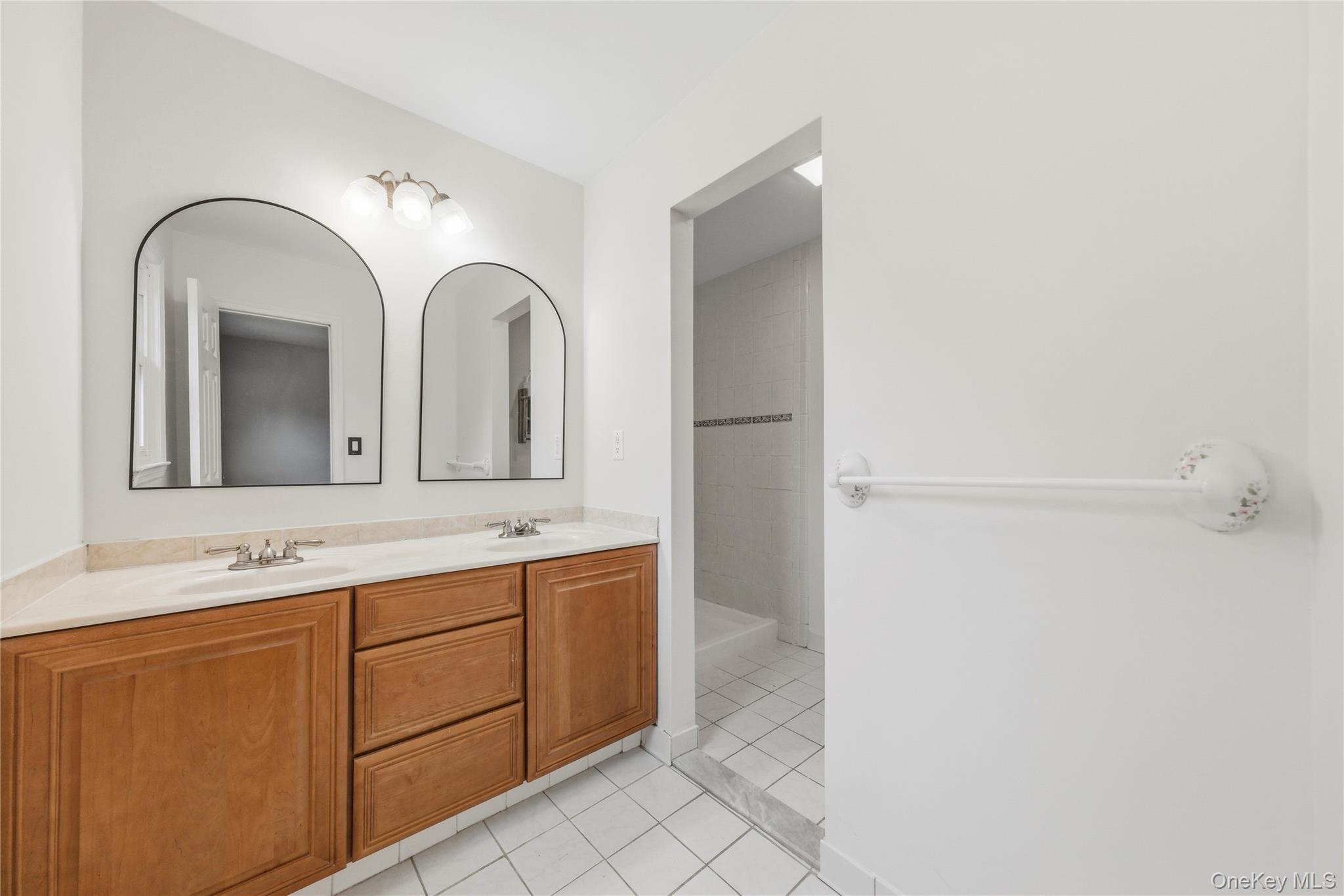 Single Family Pellbridge Drive Dutchess County, NY 12533, MLS-1042013-18