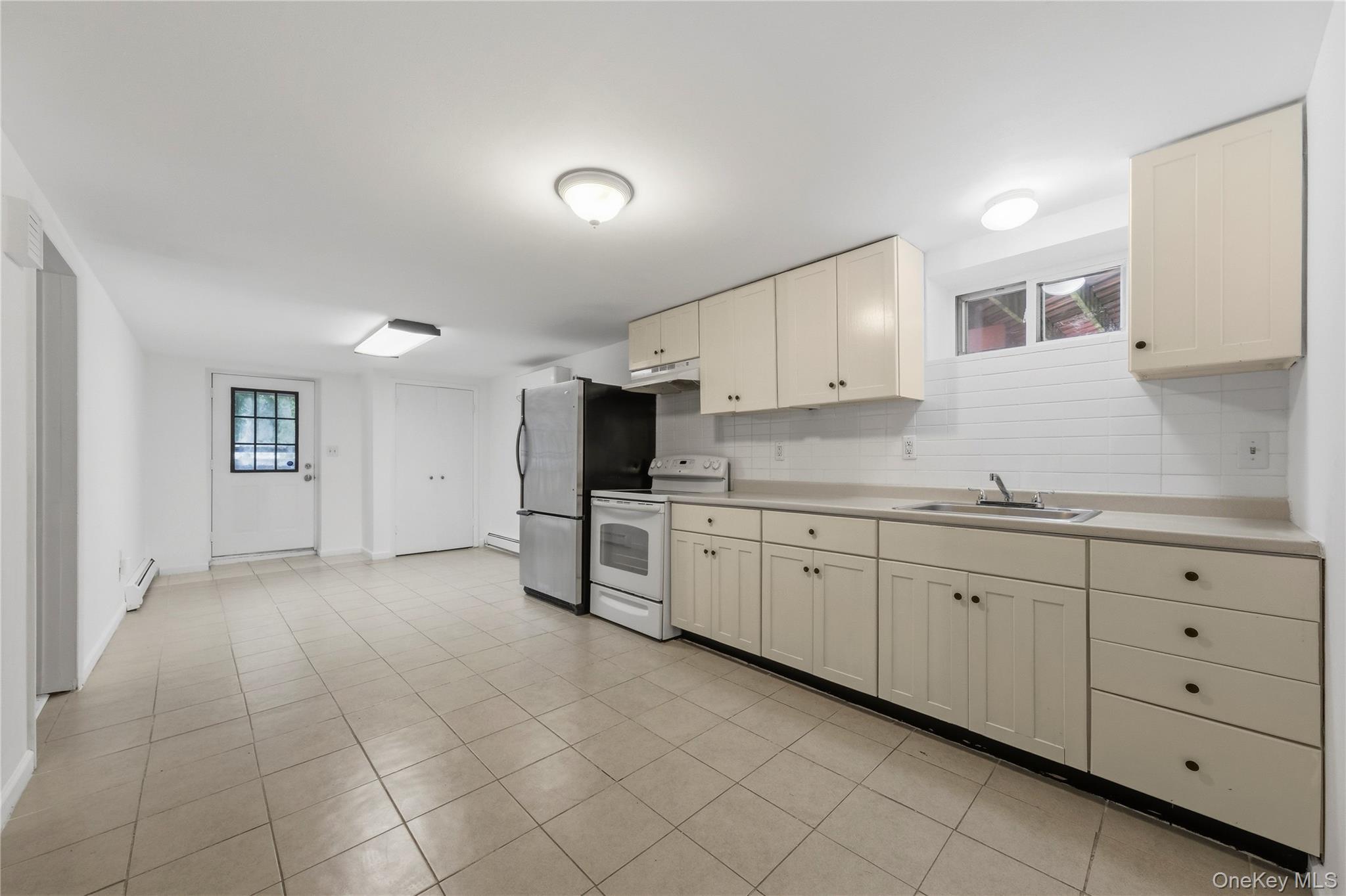 Single Family Pellbridge Drive Dutchess County, NY 12533, MLS-1042013-26