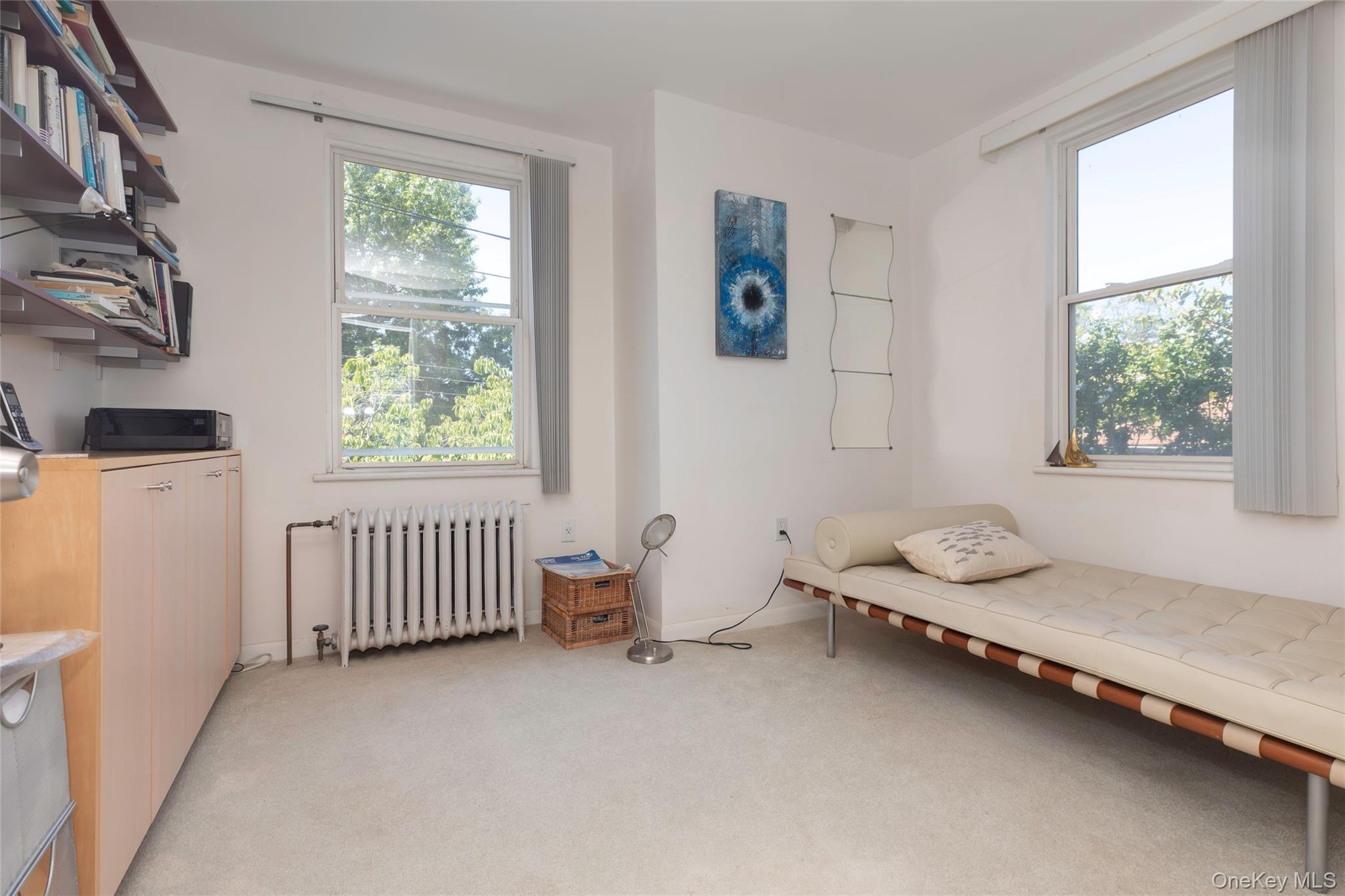 Single Family Minnieford Avenue  Bronx, NY 10464, MLS-1042030-20