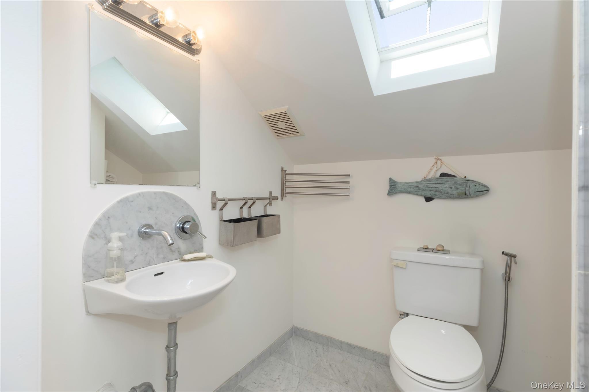 Single Family Minnieford Avenue  Bronx, NY 10464, MLS-1042030-26