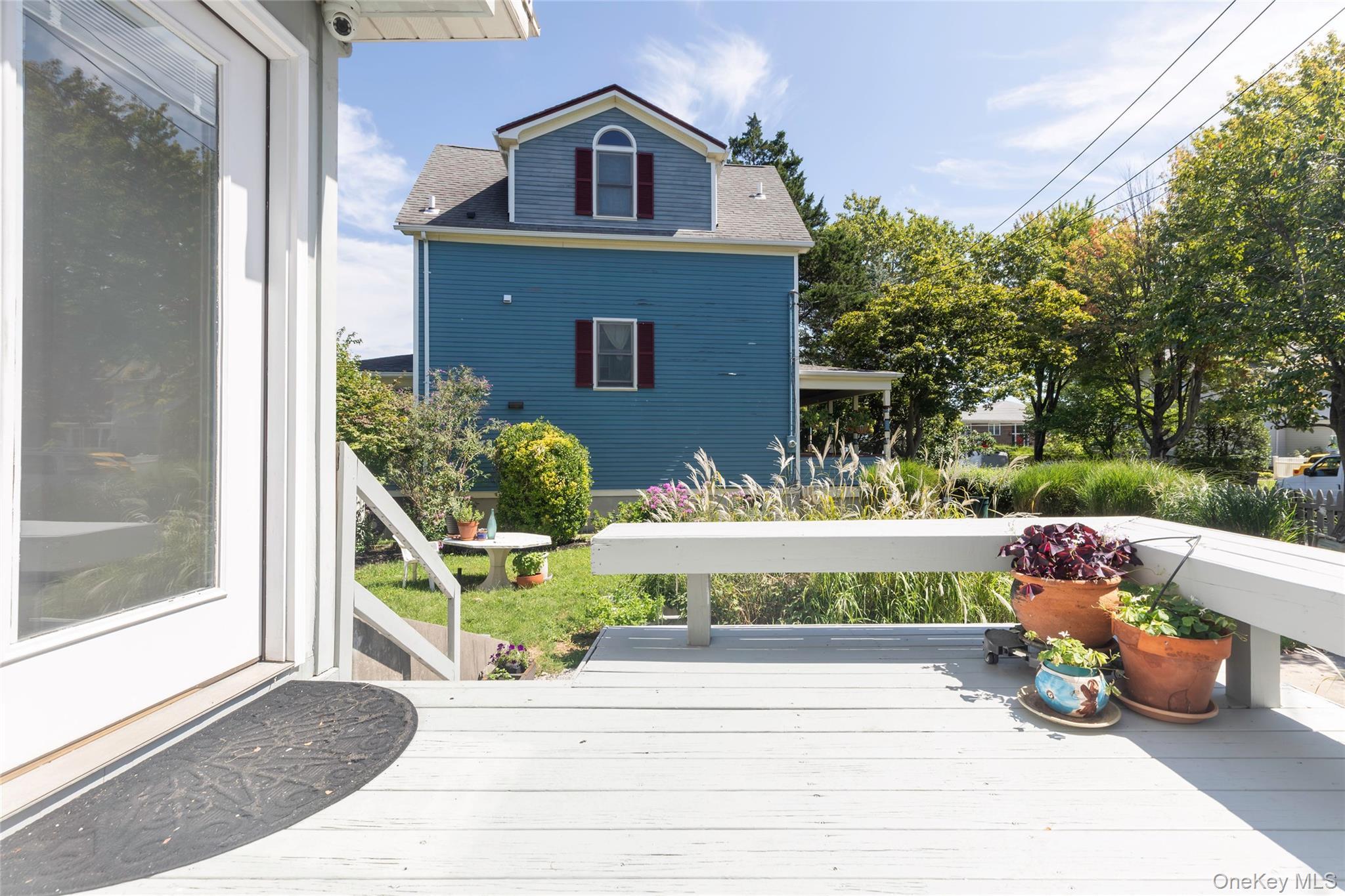 Single Family Minnieford Avenue  Bronx, NY 10464, MLS-1042030-27