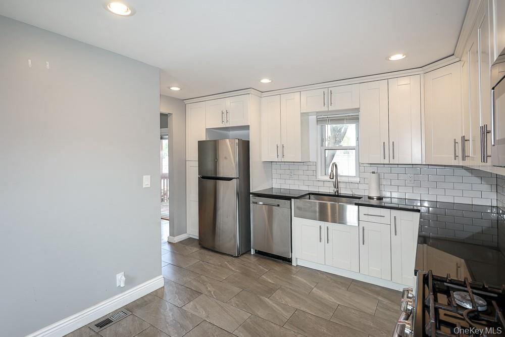 Single Family Sally Road  Nassau County, NY 11501, MLS-1042036-15