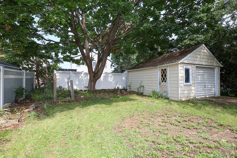 Single Family Sally Road  Nassau County, NY 11501, MLS-1042036-29