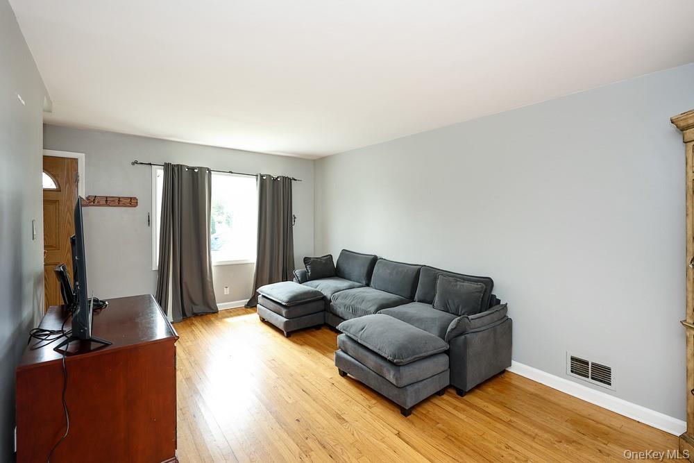 Single Family Sally Road  Nassau County, NY 11501, MLS-1042036-6