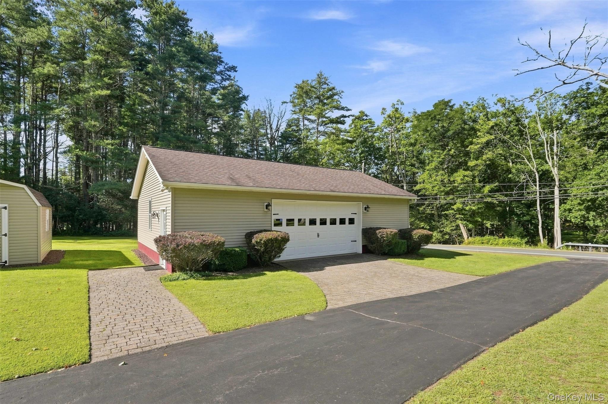 Single Family High Road Sullivan County, NY 12737, MLS-1042038-4