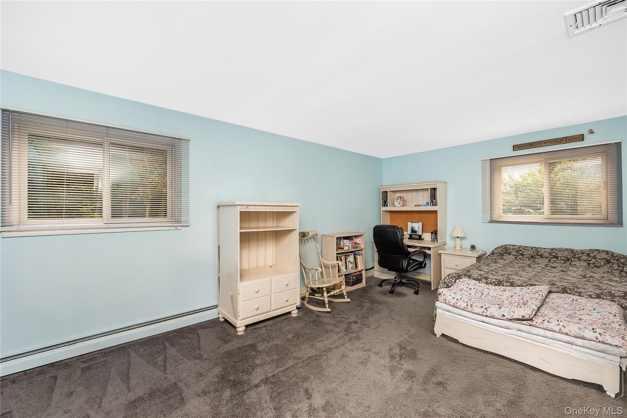 Single Family Melrose Lane  Suffolk County, NY 11725, MLS-1042052-22