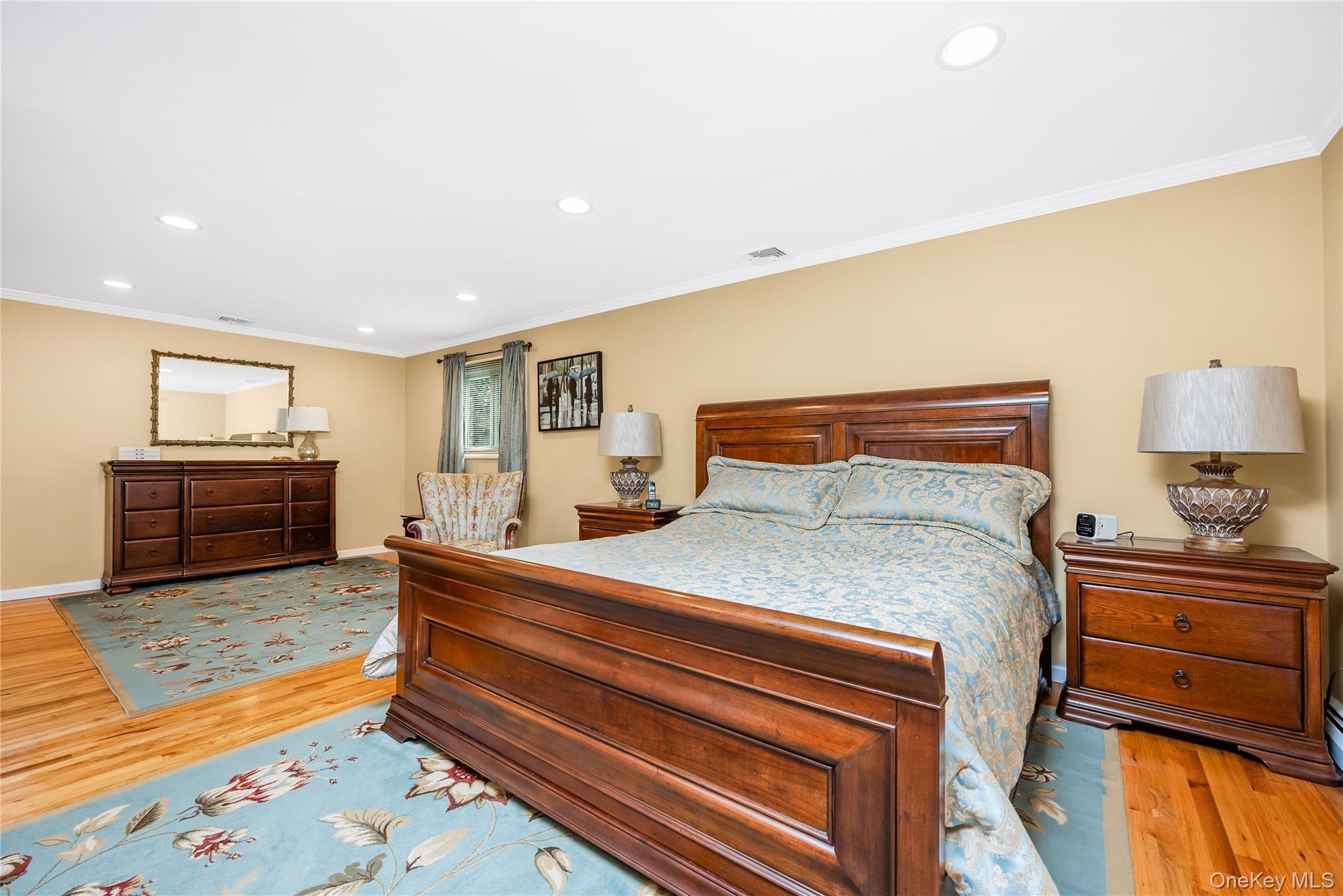 Single Family Melrose Lane  Suffolk County, NY 11725, MLS-1042052-25