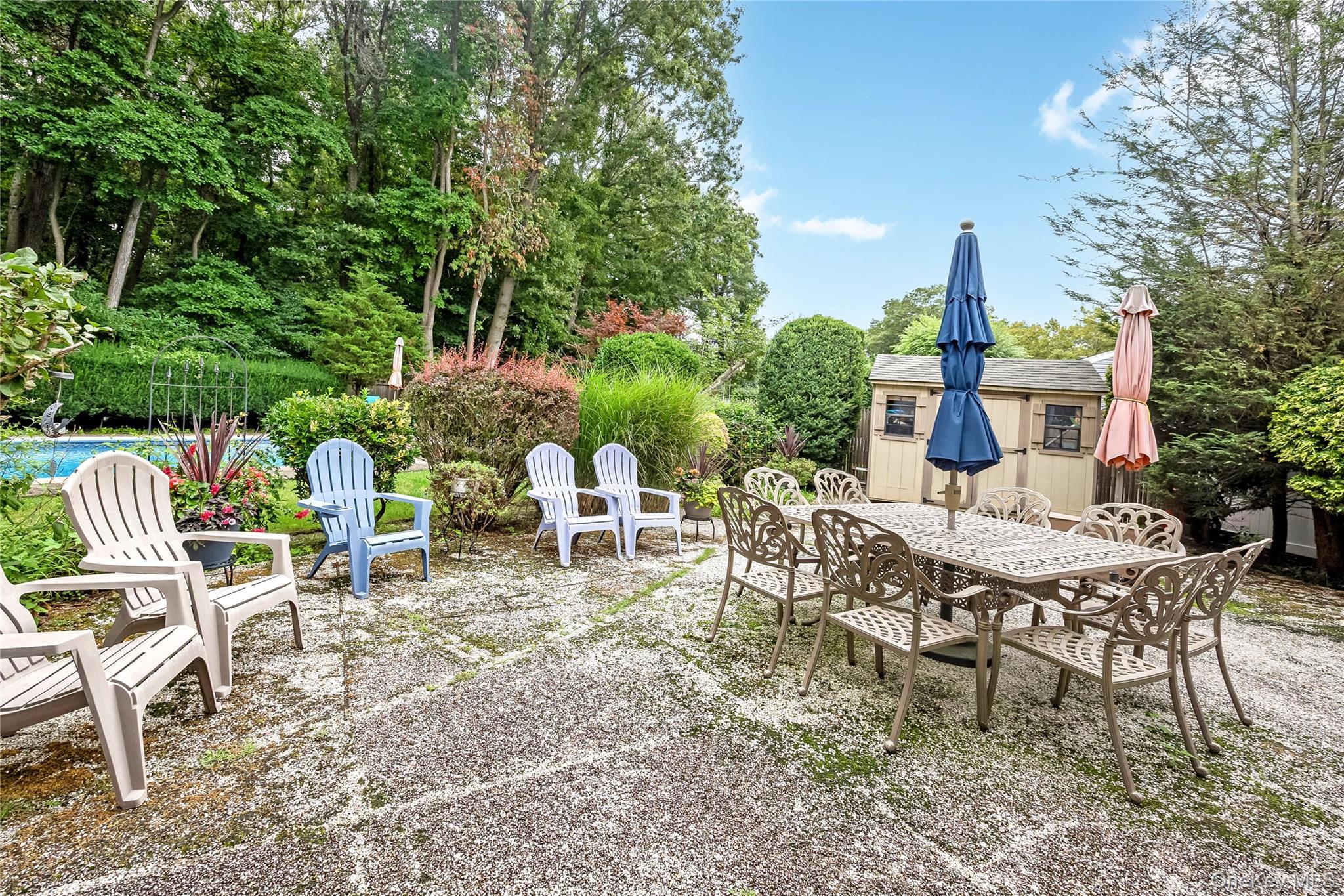 Single Family Melrose Lane  Suffolk County, NY 11725, MLS-1042052-48